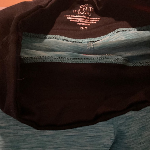 INFINITY LEGGINGS SIZE MEDIUM - Picture 2 of 2